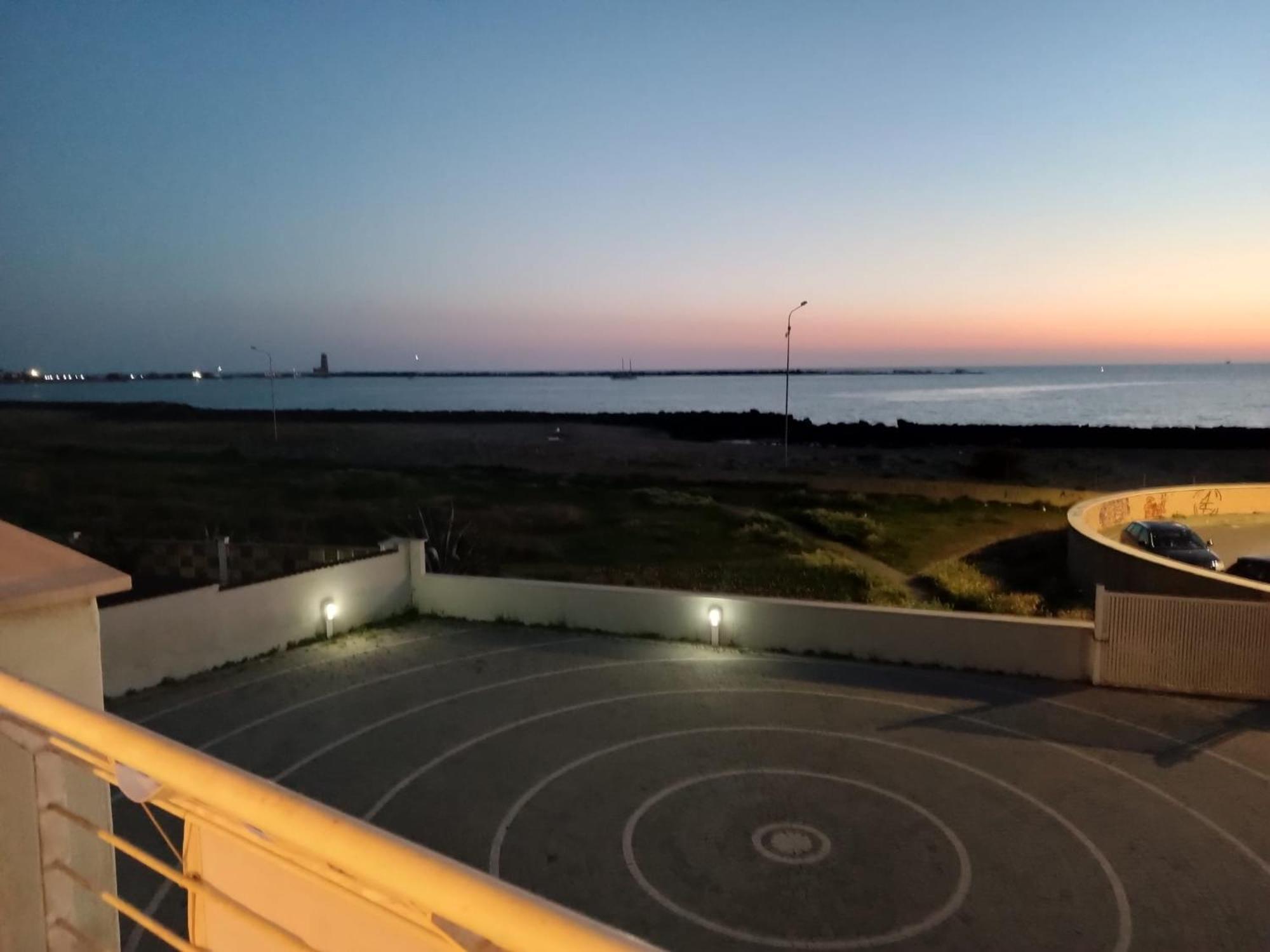 Armareaoverseassuites 1 Φιουμιτσίνο Εξωτερικό φωτογραφία