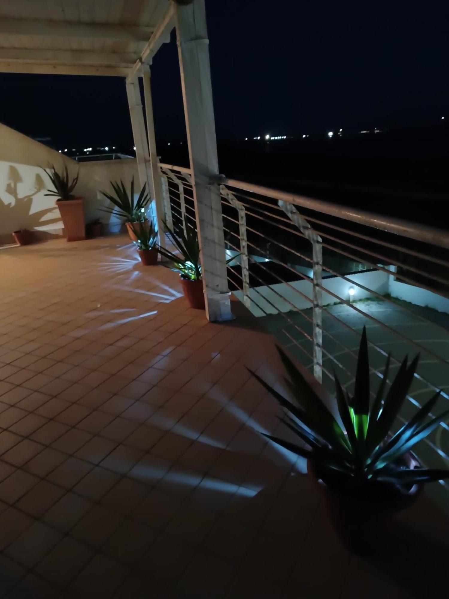 Armareaoverseassuites 1 Φιουμιτσίνο Εξωτερικό φωτογραφία