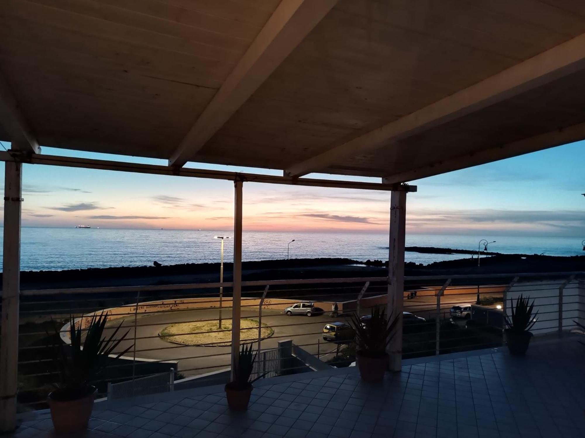 Armareaoverseassuites 1 Φιουμιτσίνο Εξωτερικό φωτογραφία